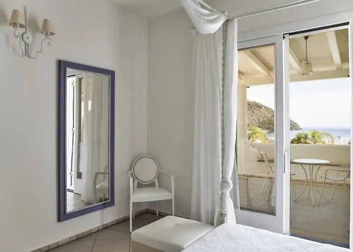 Mea - Aeolian Charme Hotel 4*