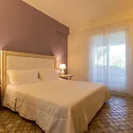 Mea - Aeolian Charme Hotell 4*