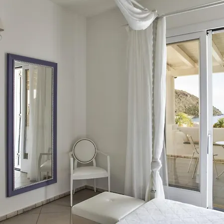 Mea - Aeolian Charme Hotel 4*